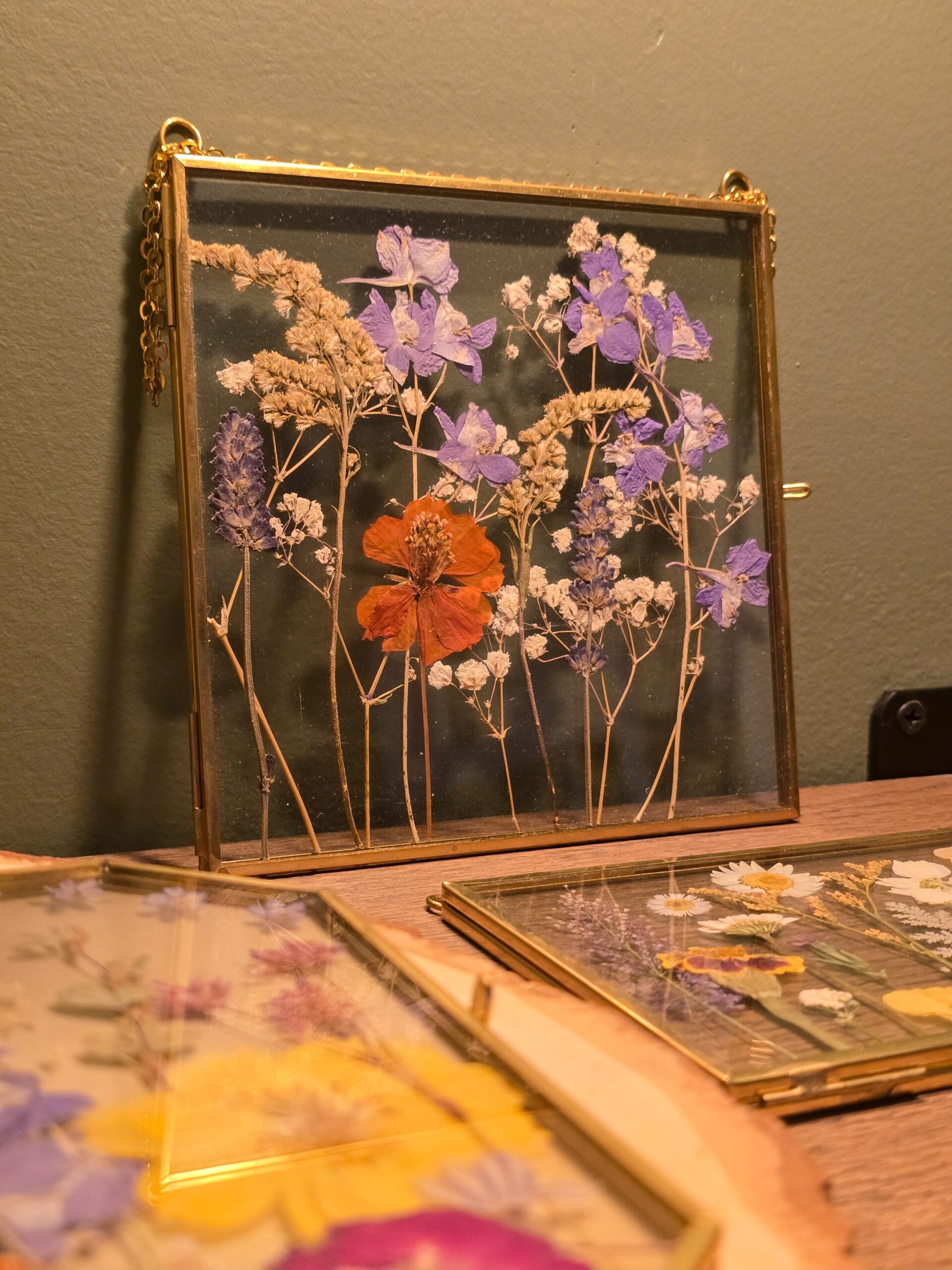 Floating Frame | Gold | Square | #3977 - Image 2